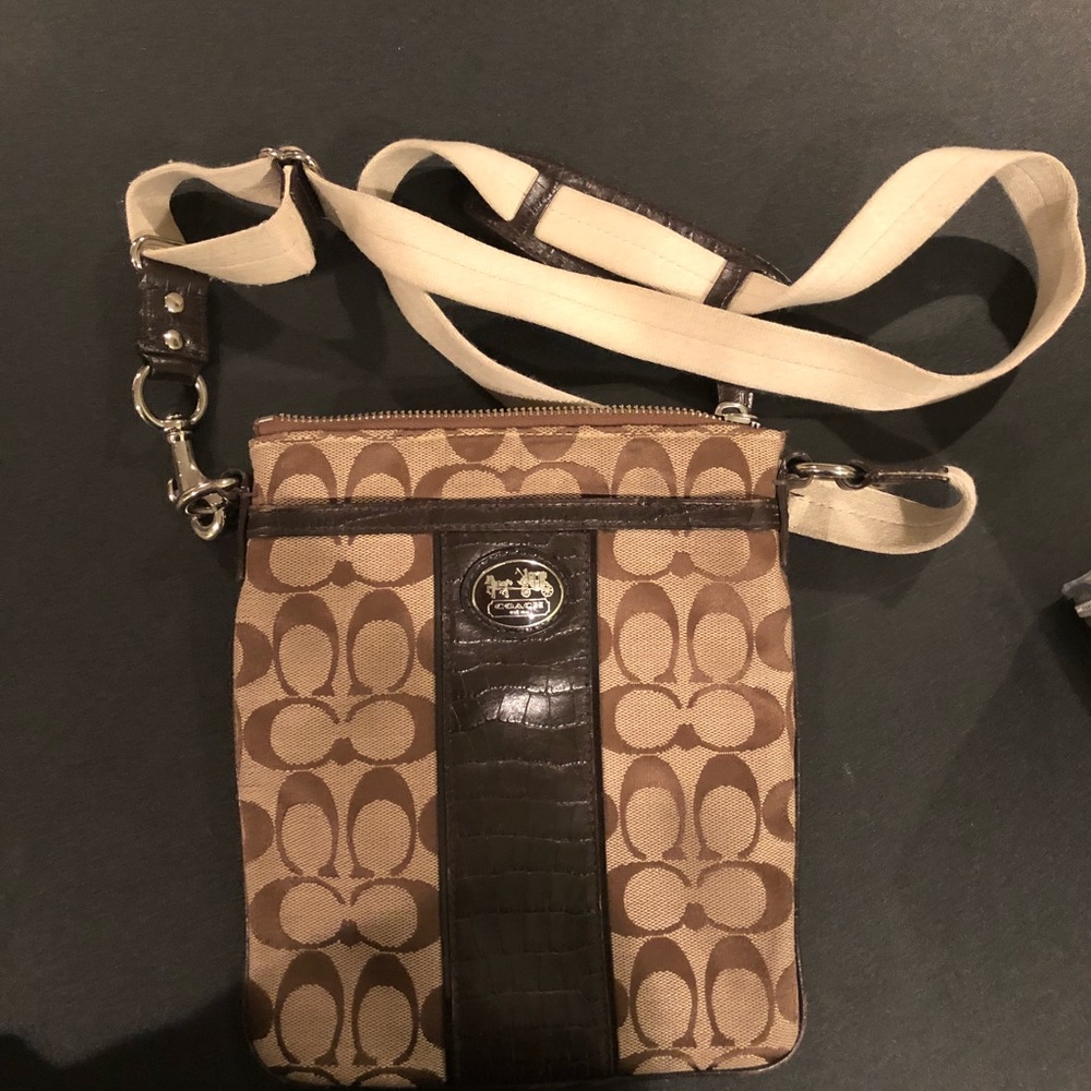 cross body coach purse